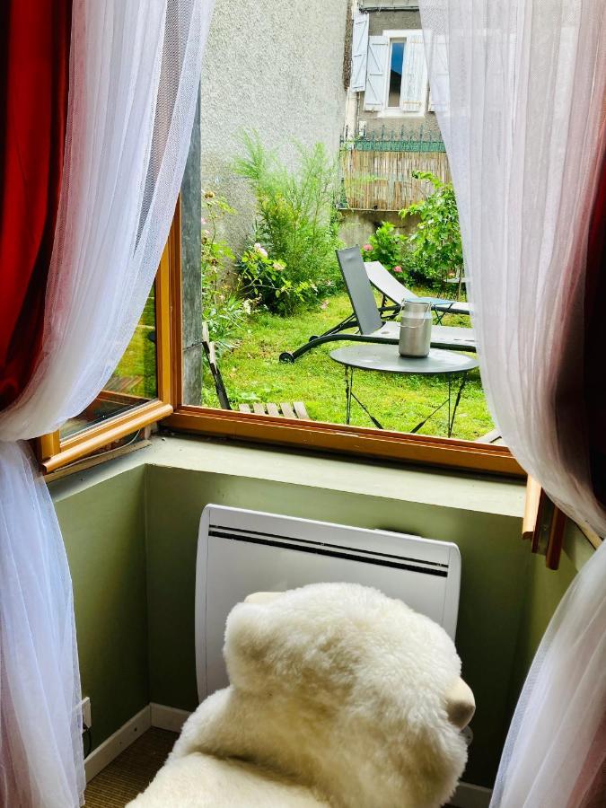 Apartamento L'Hortense Oloron-Sainte-Marie Exterior foto